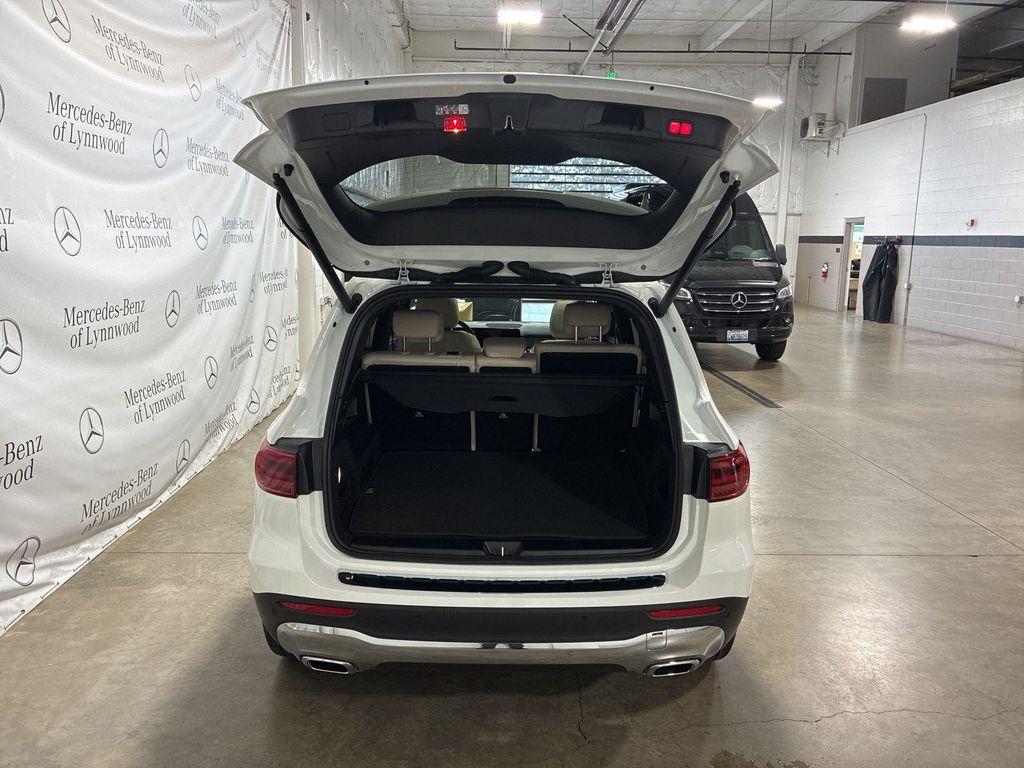 new 2026 Mercedes-Benz GLB 250 car, priced at $52,570