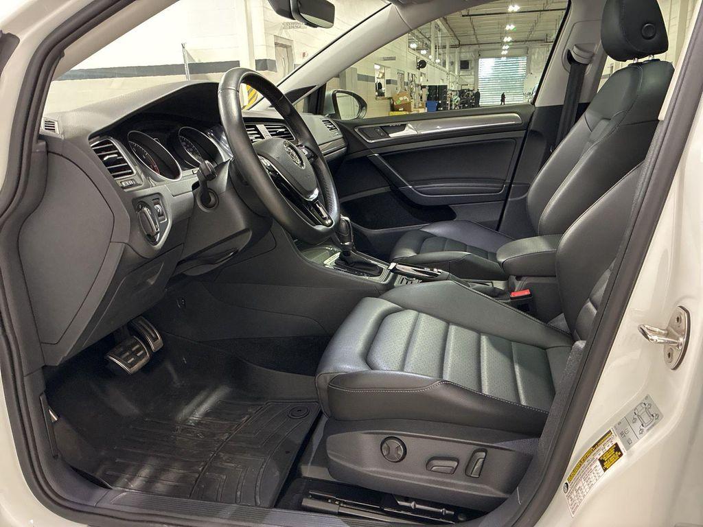 used 2019 Volkswagen Golf Alltrack car, priced at $24,250