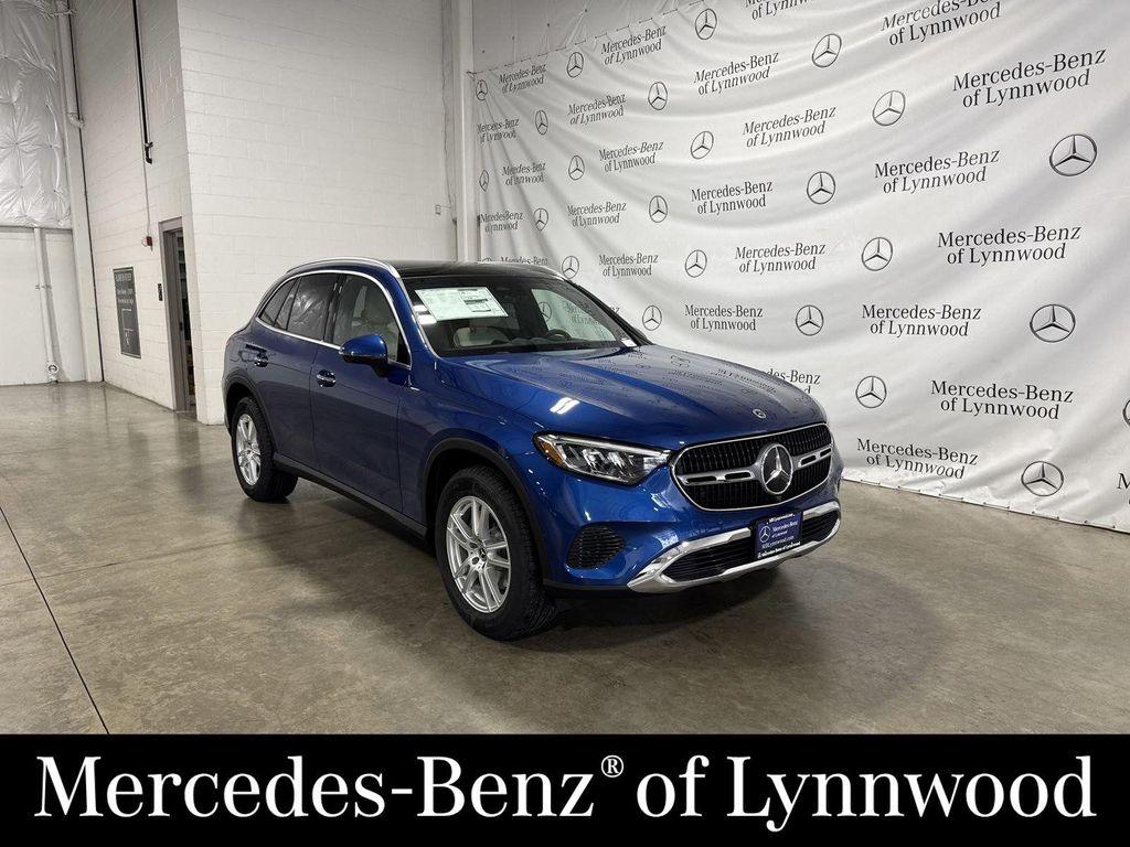 new 2025 Mercedes-Benz GLC 300 car, priced at $57,920
