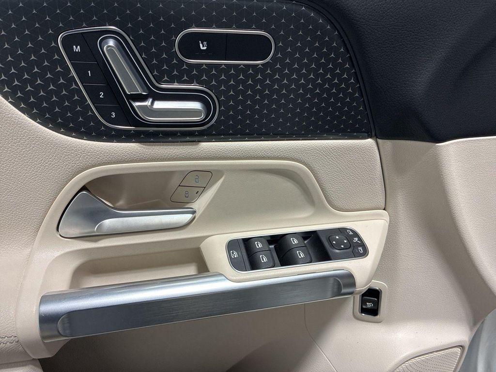 used 2025 Mercedes-Benz GLB 250 car, priced at $41,995