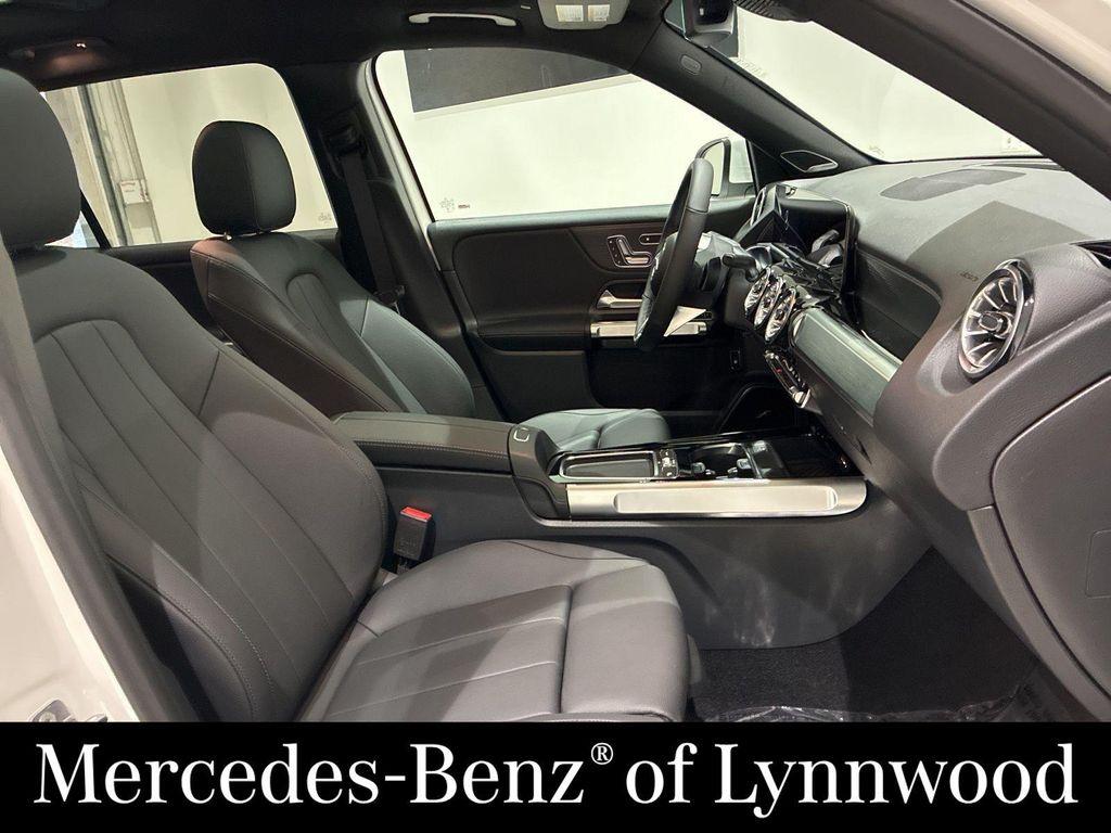 new 2026 Mercedes-Benz GLB 250 car, priced at $53,955