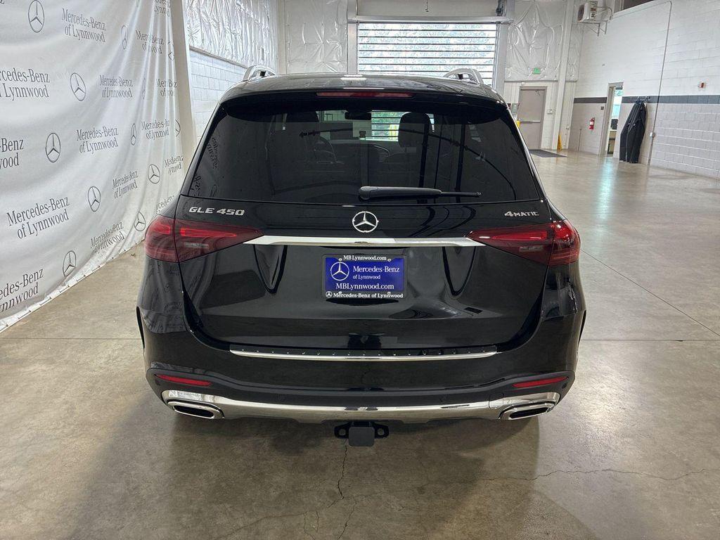 new 2026 Mercedes-Benz GLE 450 car, priced at $81,875