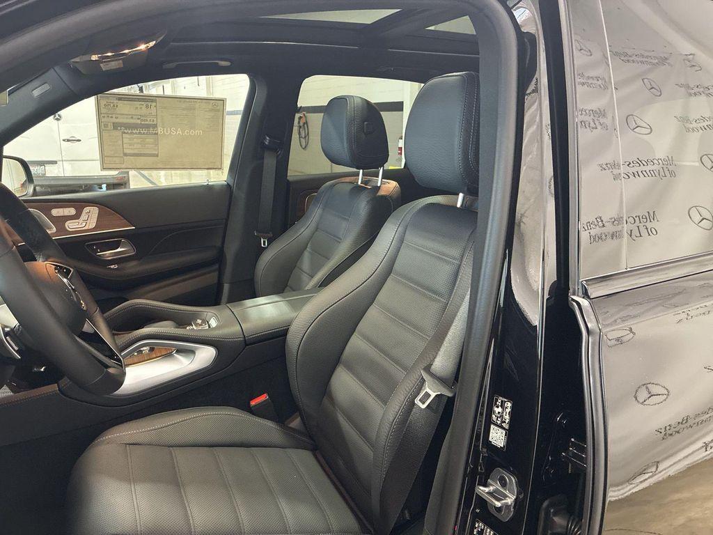 new 2026 Mercedes-Benz GLE 580 car, priced at $97,830