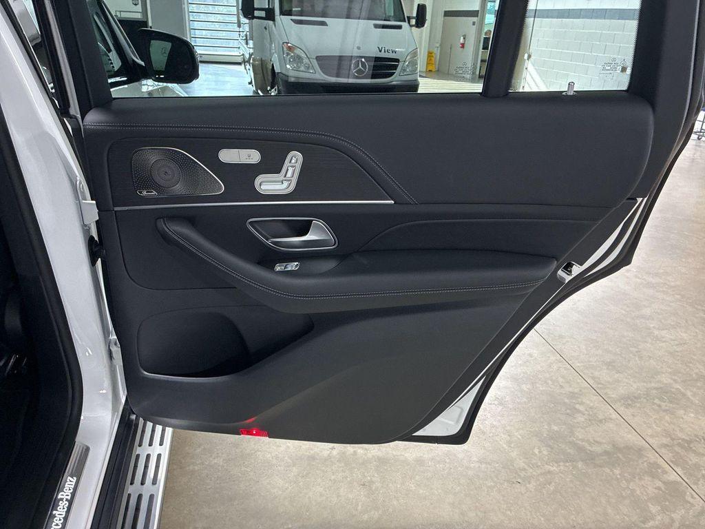 new 2026 Mercedes-Benz GLS 580 car, priced at $123,715
