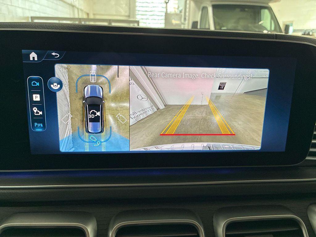 new 2026 Mercedes-Benz GLS 580 car, priced at $123,715