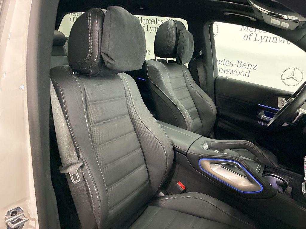 new 2026 Mercedes-Benz GLS 580 car, priced at $123,715