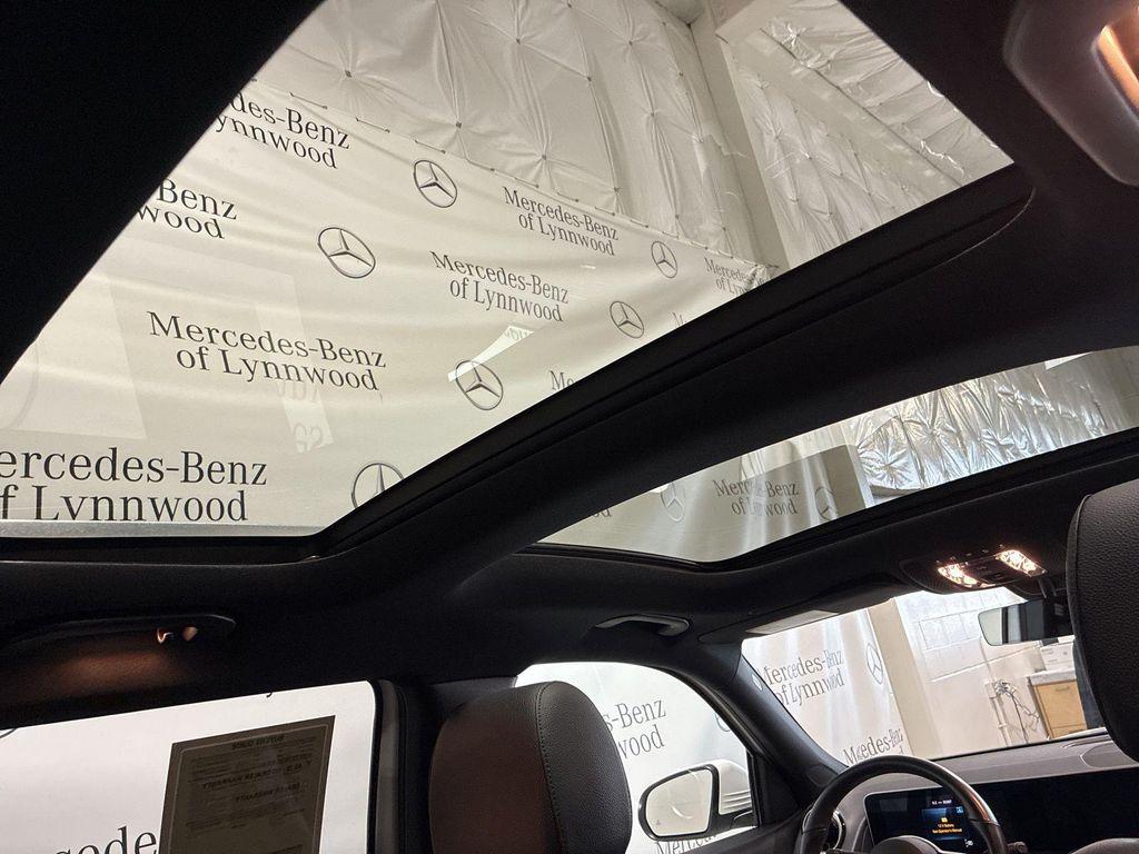 used 2021 Mercedes-Benz GLB 250 car, priced at $25,998