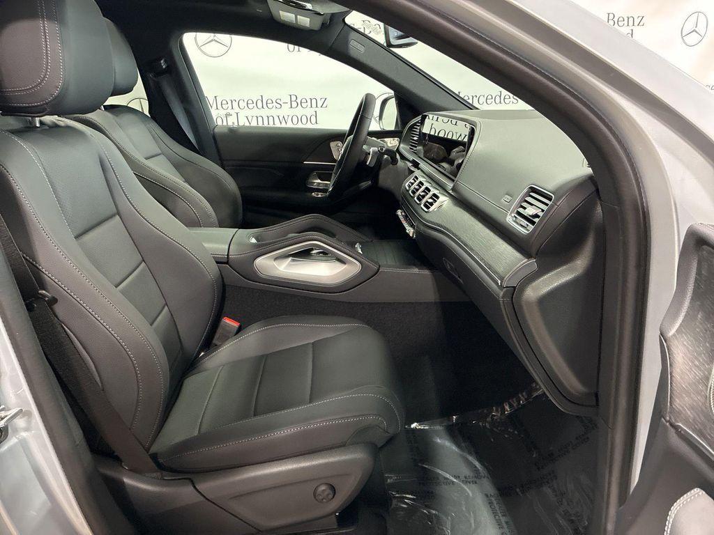 new 2026 Mercedes-Benz GLE 450 car, priced at $83,140