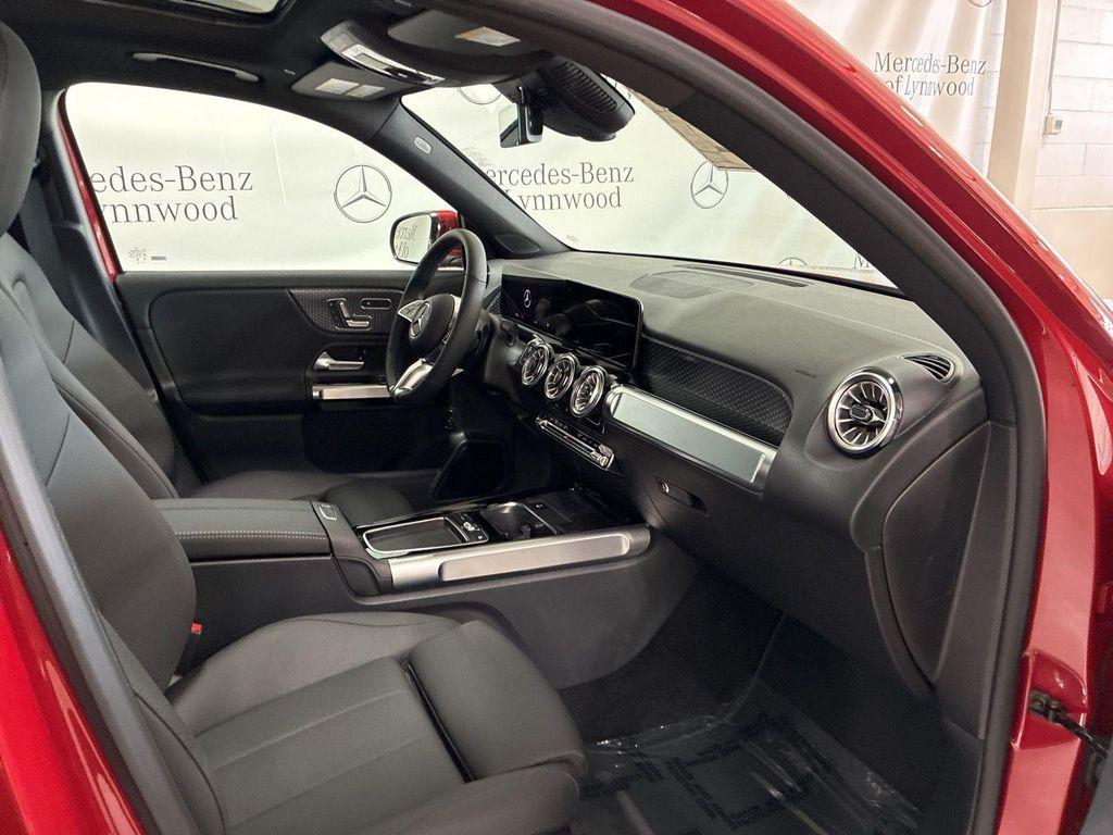 new 2026 Mercedes-Benz GLB 250 car, priced at $54,020