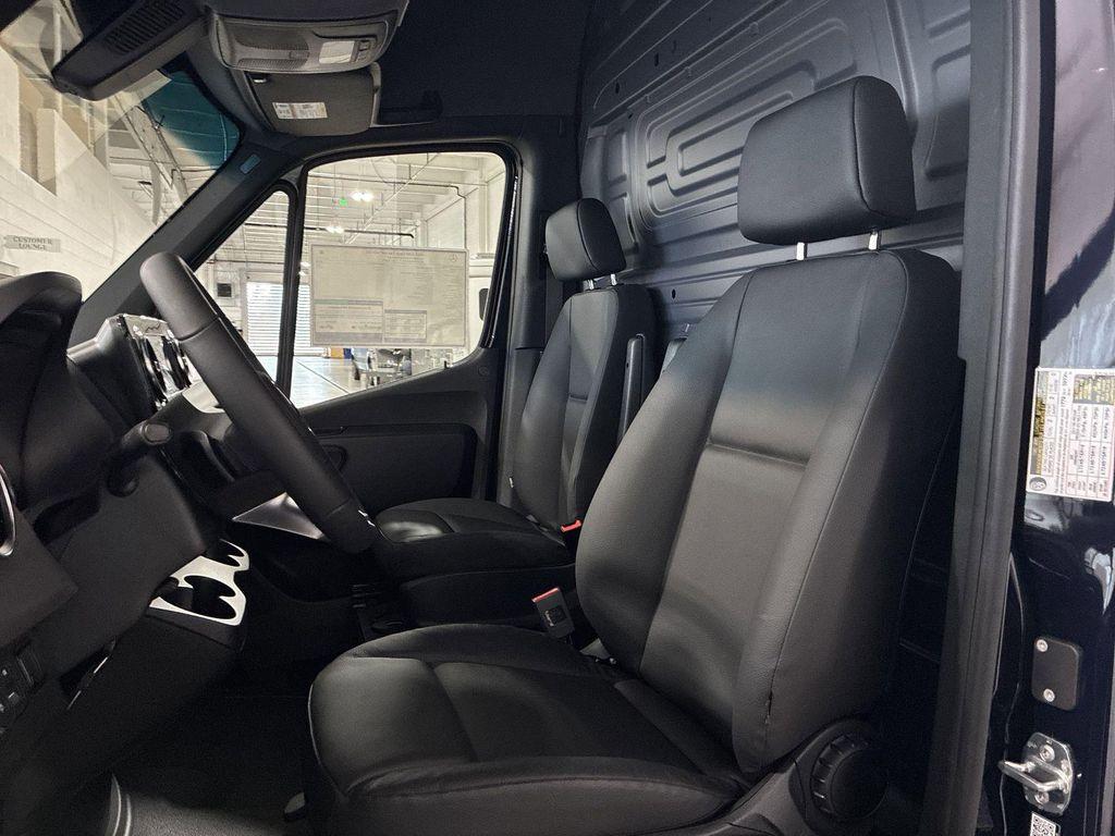 new 2025 Mercedes-Benz Sprinter 2500 car, priced at $69,268