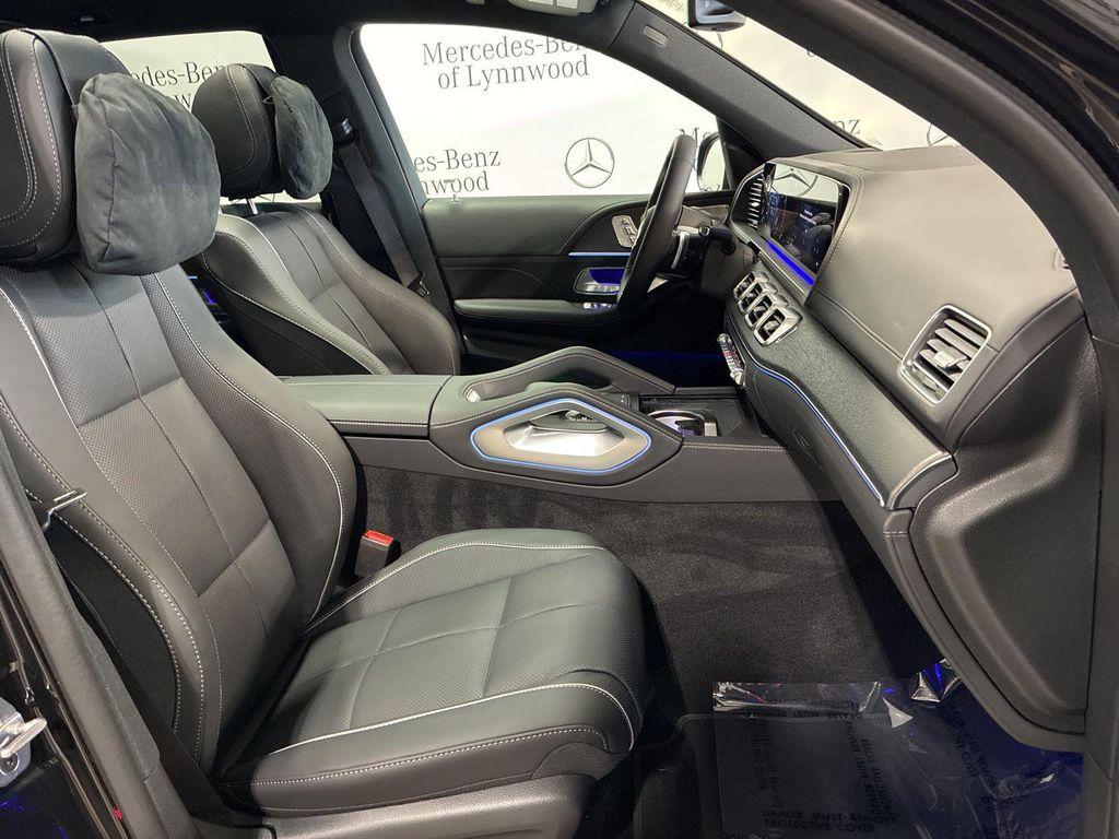 new 2026 Mercedes-Benz GLS 580 car, priced at $125,850