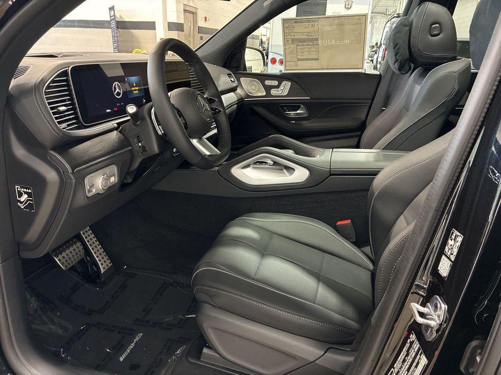 new 2026 Mercedes-Benz GLS 580 car, priced at $125,850