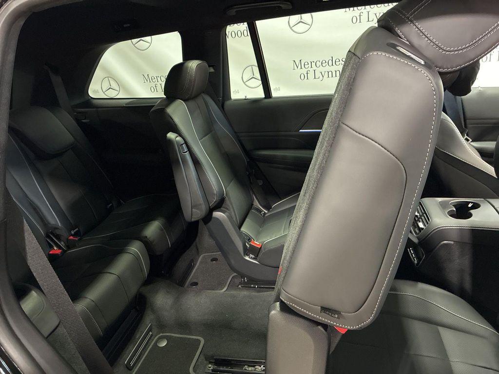 new 2026 Mercedes-Benz GLS 580 car, priced at $125,850