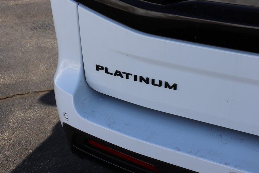 new 2026 Ford Expedition car, priced at $76,200