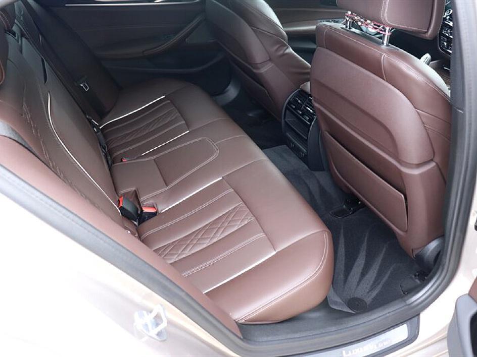 used 2019 BMW 540 car, priced at $26,880