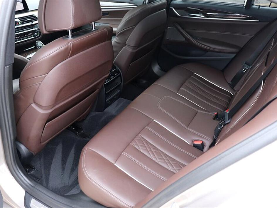 used 2019 BMW 540 car, priced at $26,880