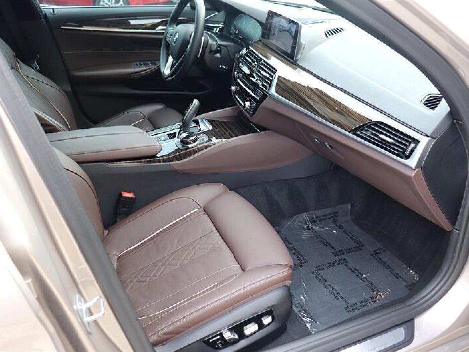used 2019 BMW 540 car, priced at $26,880