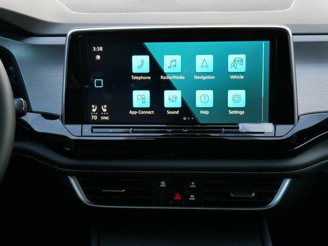 new 2026 Volkswagen Atlas Cross Sport car, priced at $42,019