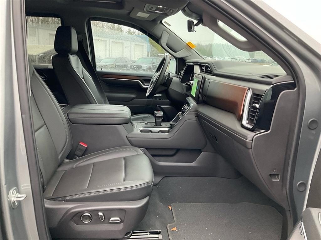 used 2025 GMC Sierra 1500 car, priced at $63,998