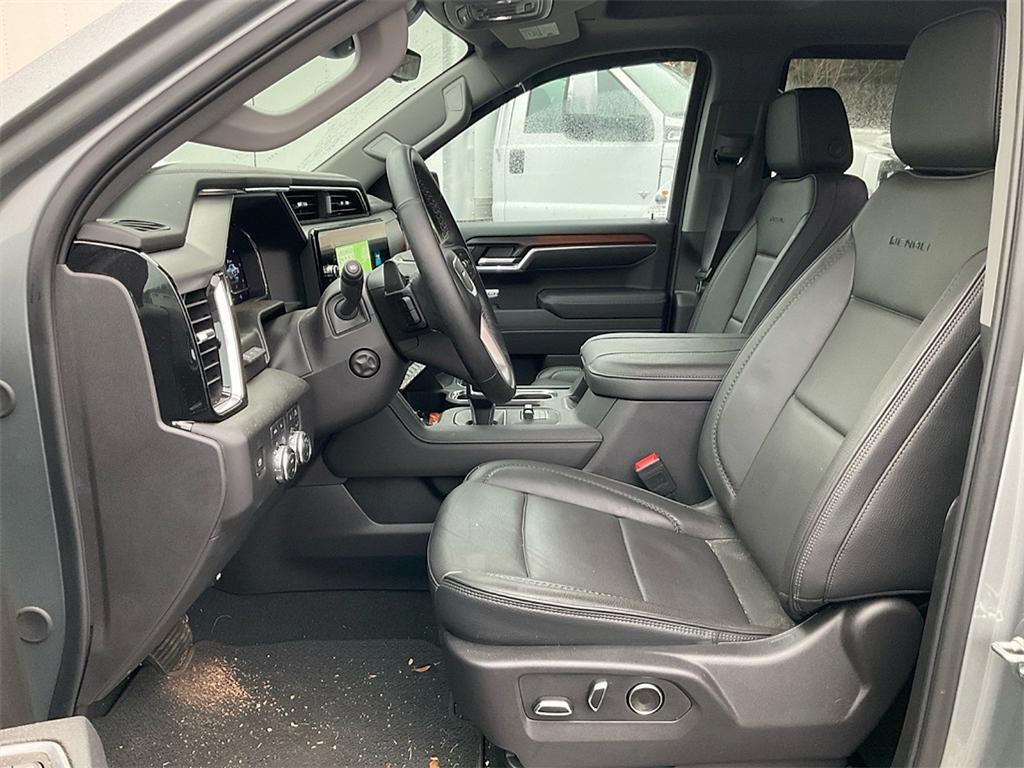 used 2025 GMC Sierra 1500 car, priced at $63,998