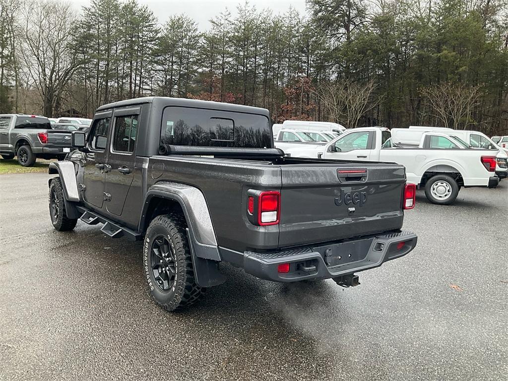used 2022 Jeep Gladiator car, priced at $33,234