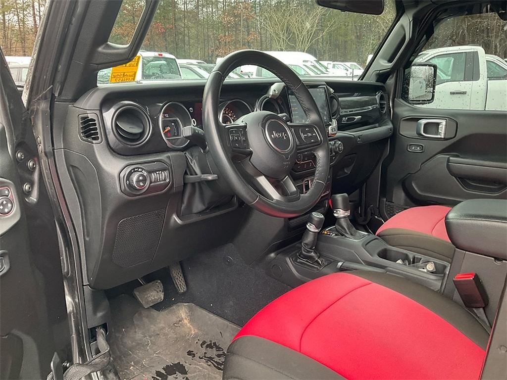 used 2022 Jeep Gladiator car, priced at $33,234