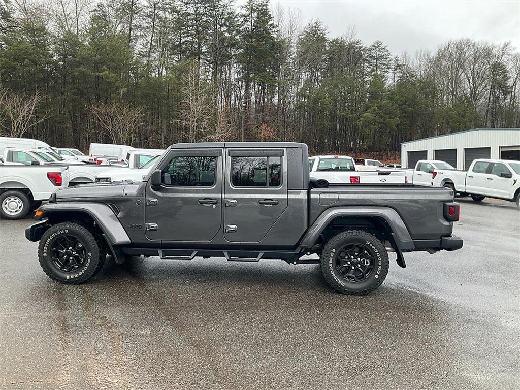 used 2022 Jeep Gladiator car, priced at $33,234