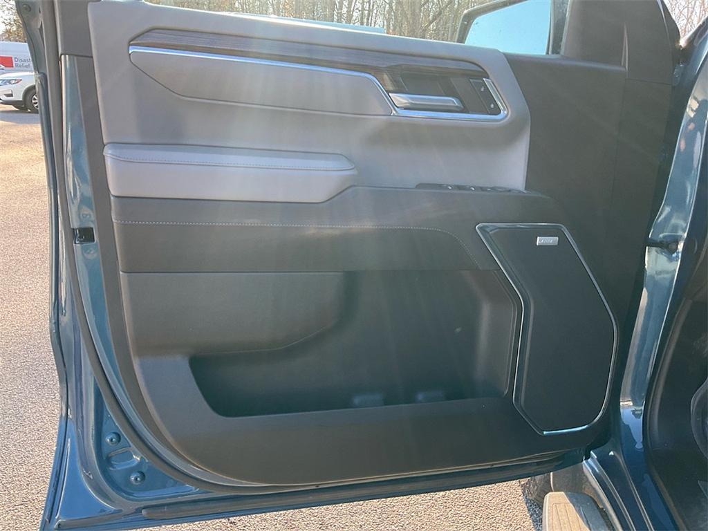 used 2024 Chevrolet Silverado 1500 car, priced at $52,326