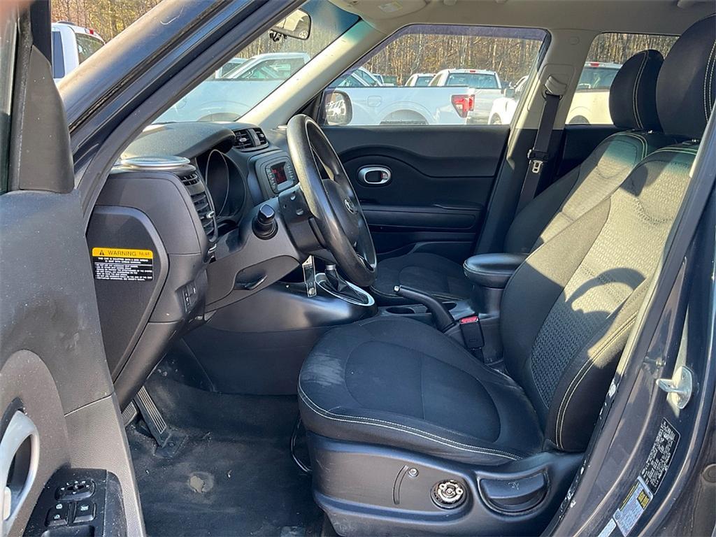 used 2015 Kia Soul car, priced at $7,989