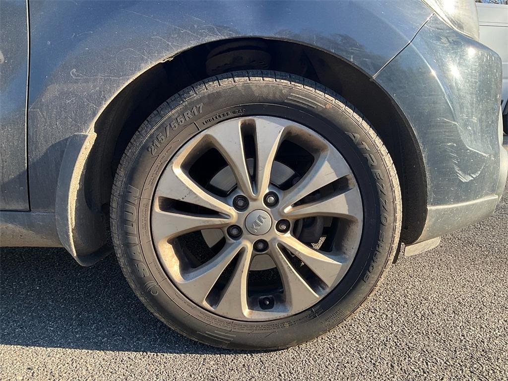 used 2015 Kia Soul car, priced at $7,989