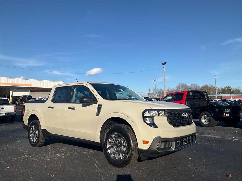 new 2025 Ford Maverick car, priced at $30,860