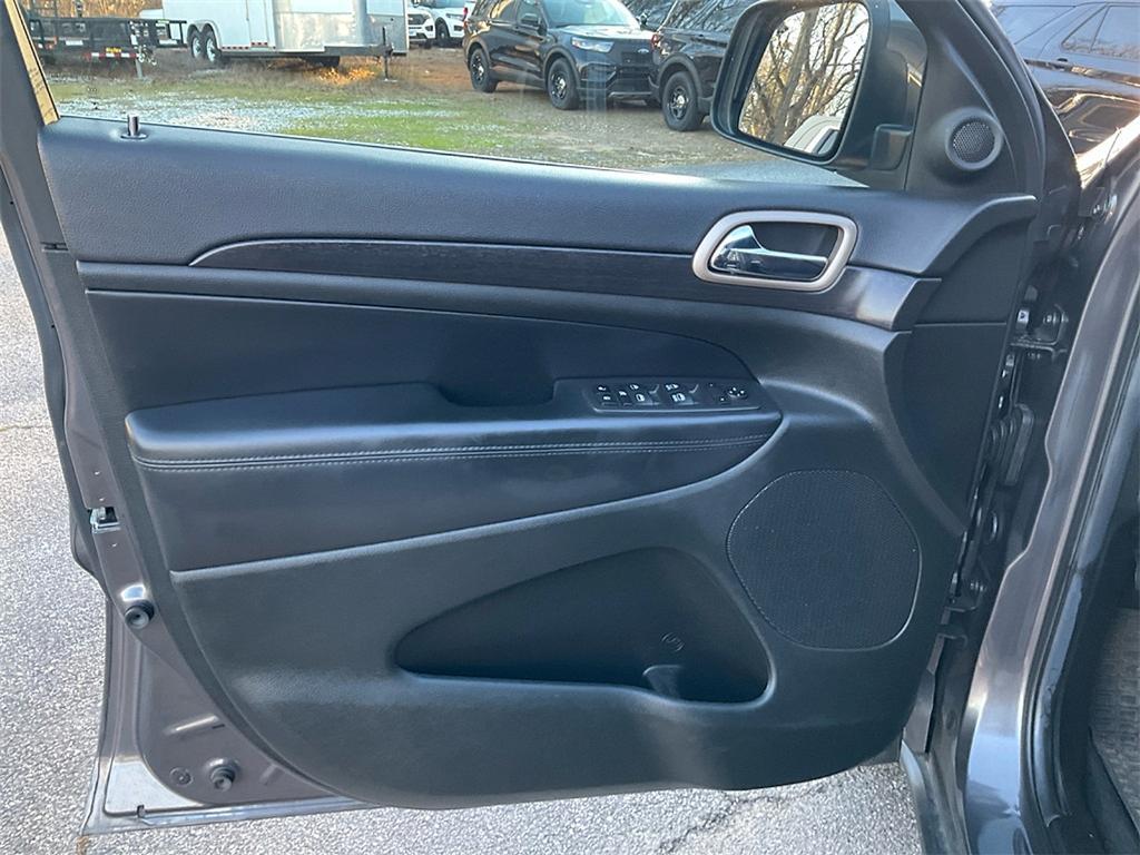 used 2014 Jeep Grand Cherokee car, priced at $9,755