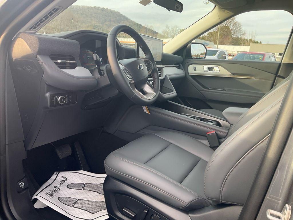 new 2026 Ford Explorer car, priced at $35,835