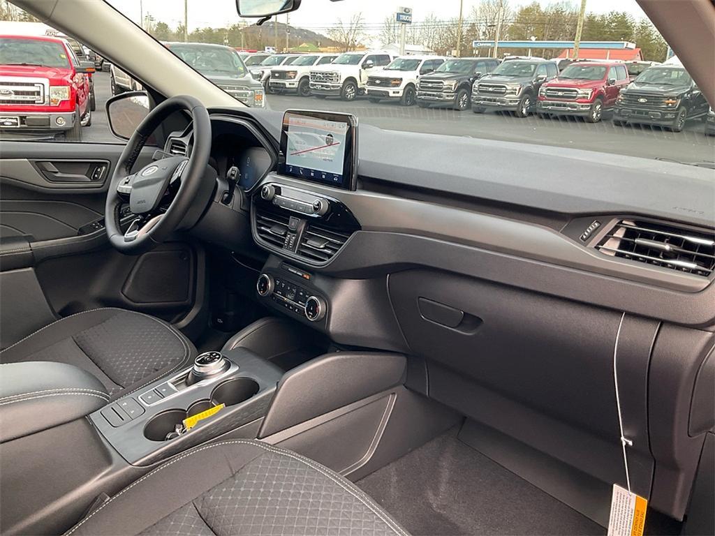 new 2026 Ford Escape car, priced at $28,675