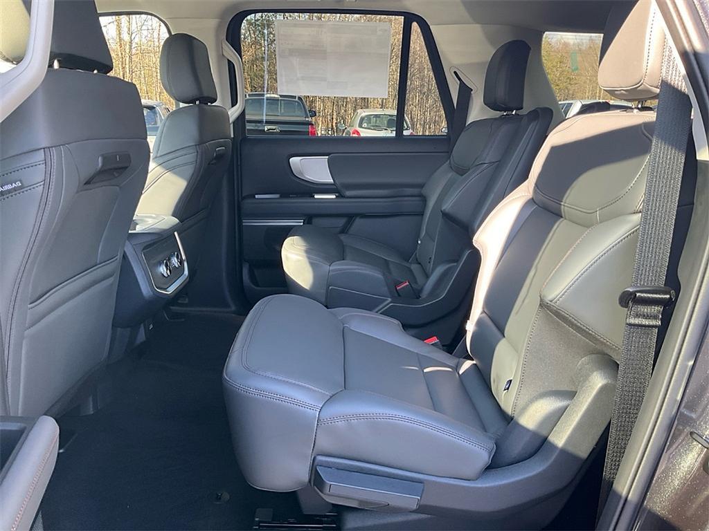 new 2025 Ford Expedition Max car, priced at $71,835
