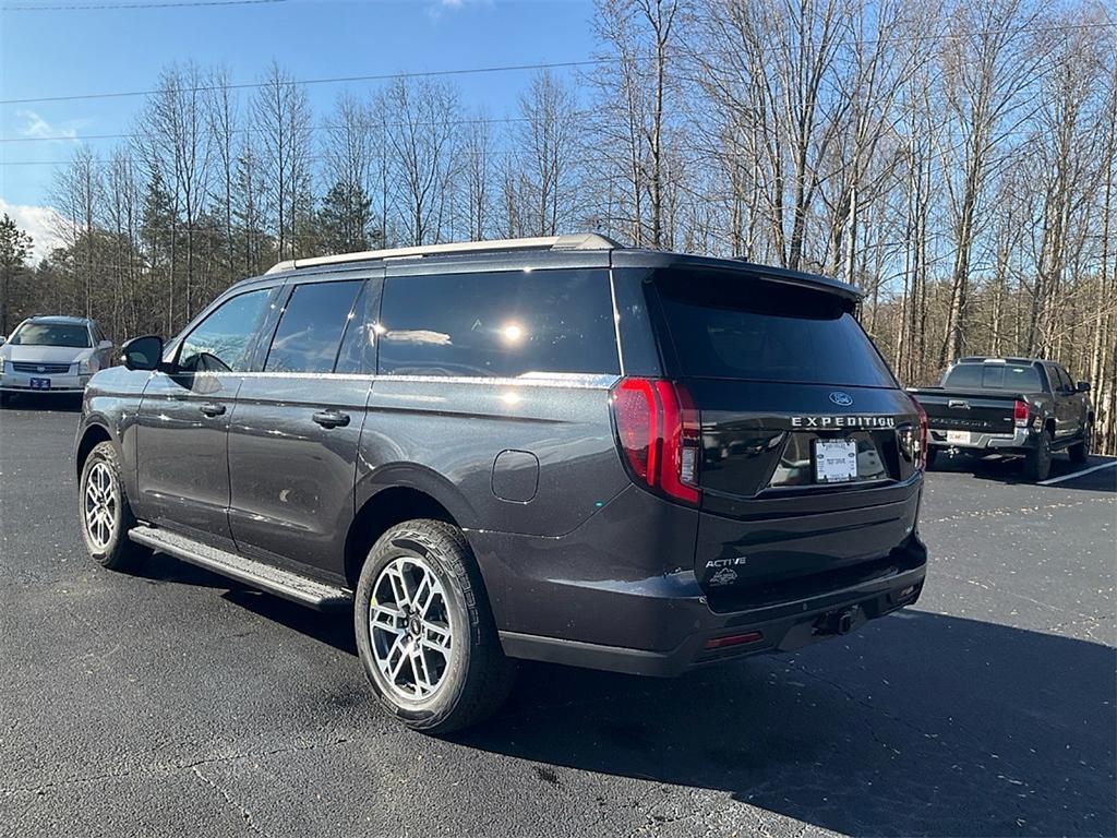 new 2025 Ford Expedition Max car, priced at $71,835