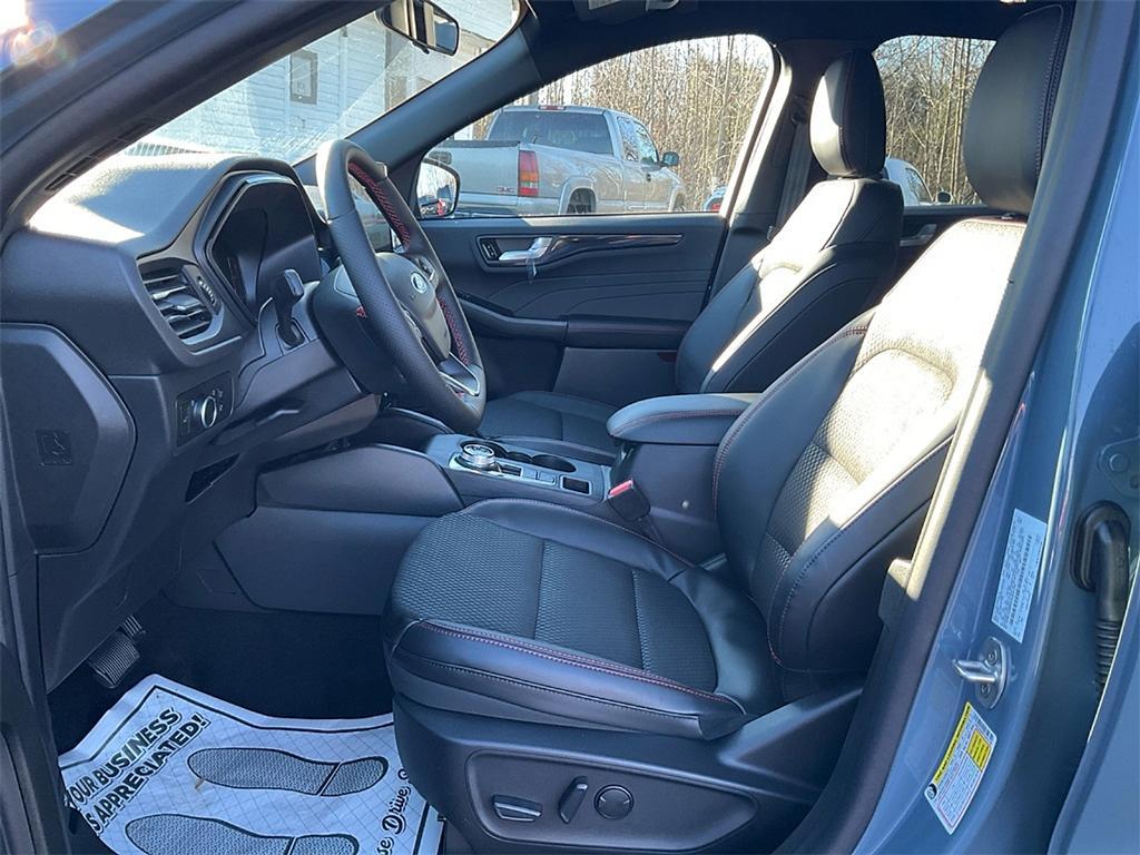 new 2026 Ford Escape car, priced at $27,965