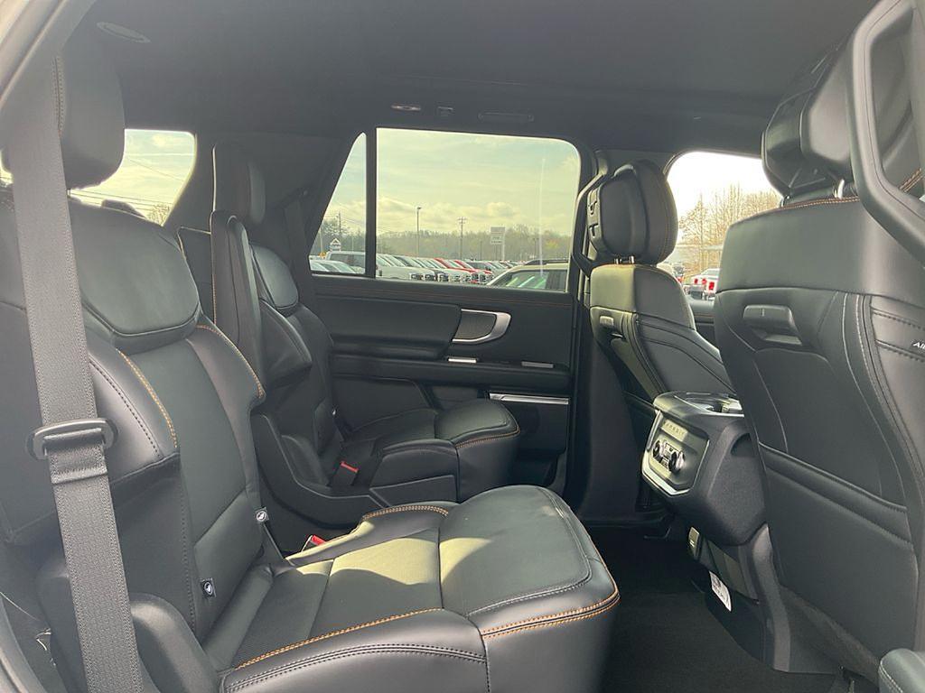 new 2026 Ford Expedition car, priced at $82,235