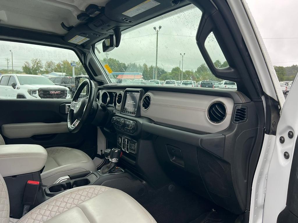 used 2021 Jeep Gladiator car, priced at $29,899