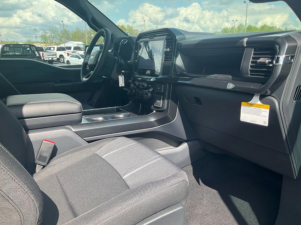 new 2026 Ford F-150 car, priced at $47,900