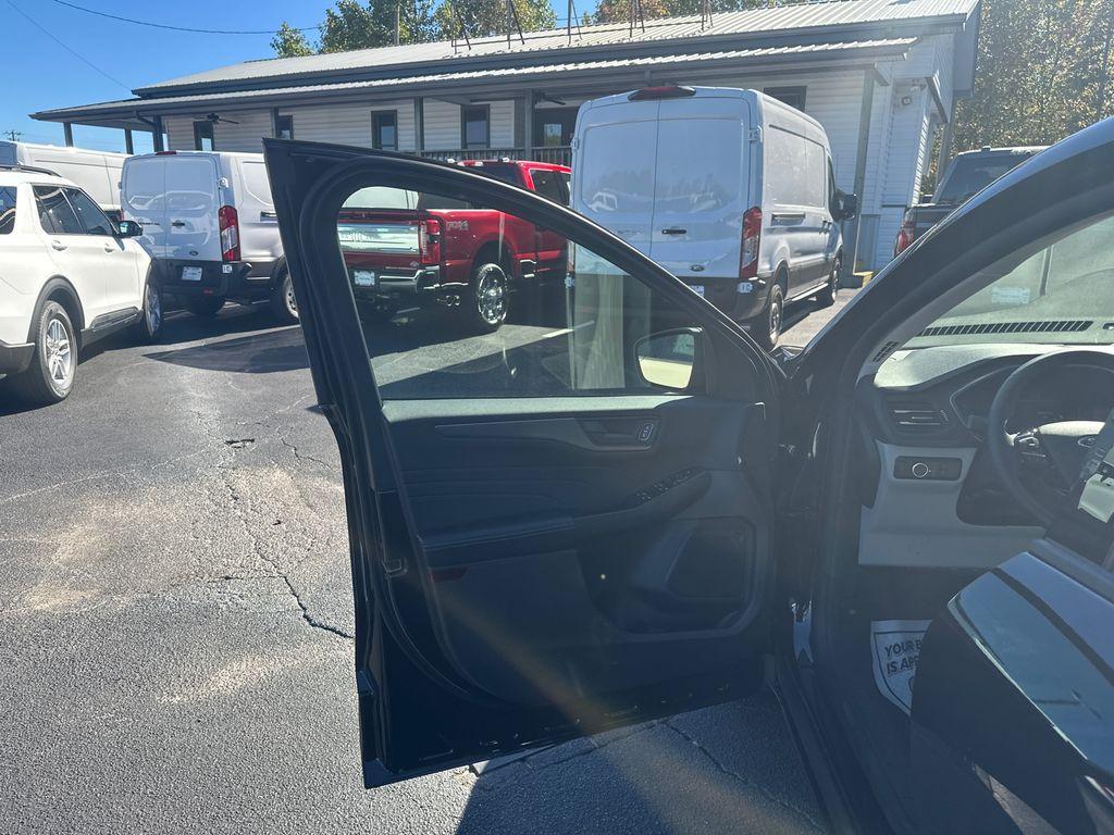 new 2026 Ford Escape car, priced at $28,908