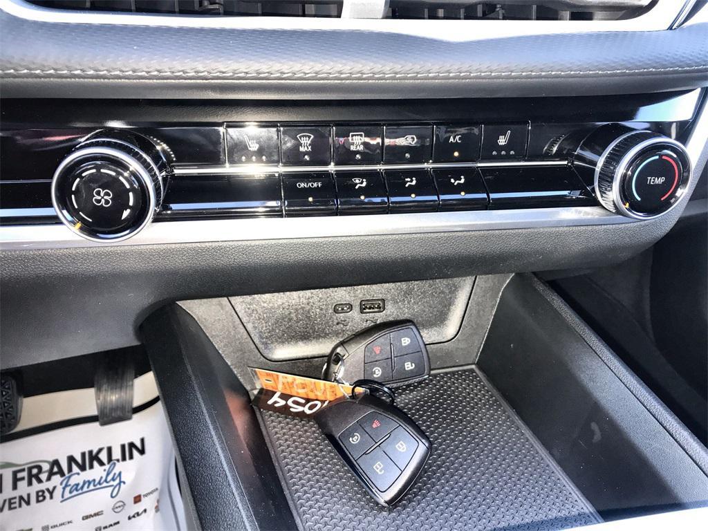 new 2026 Chevrolet Equinox car, priced at $28,500