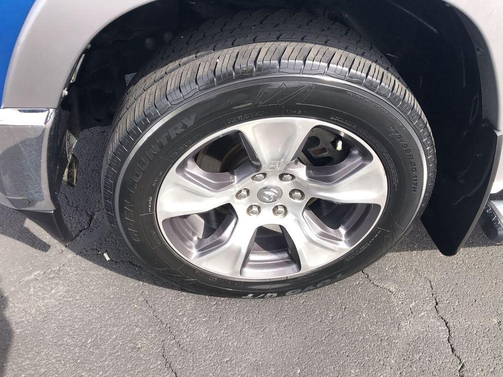 used 2021 Ram 1500 car, priced at $33,802