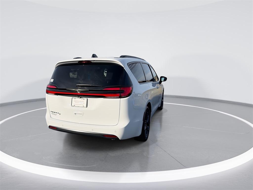 new 2026 Chrysler Pacifica car