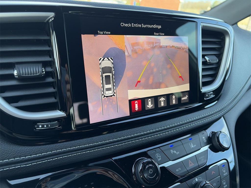 new 2026 Chrysler Pacifica car