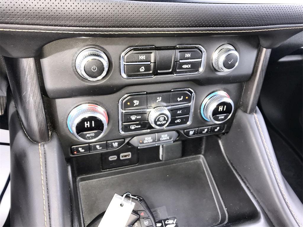 used 2024 GMC Yukon car, priced at $65,800