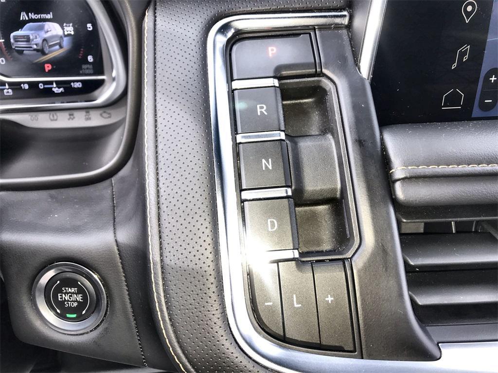 used 2024 GMC Yukon car, priced at $65,800