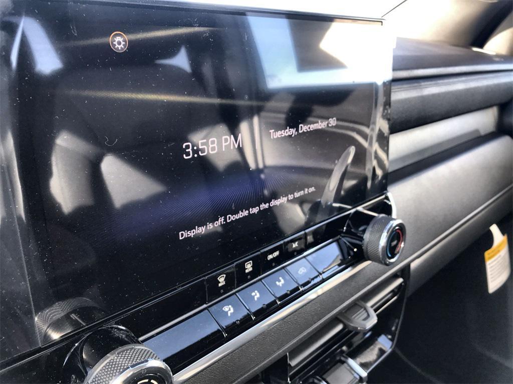 new 2026 Chevrolet Colorado car, priced at $33,494