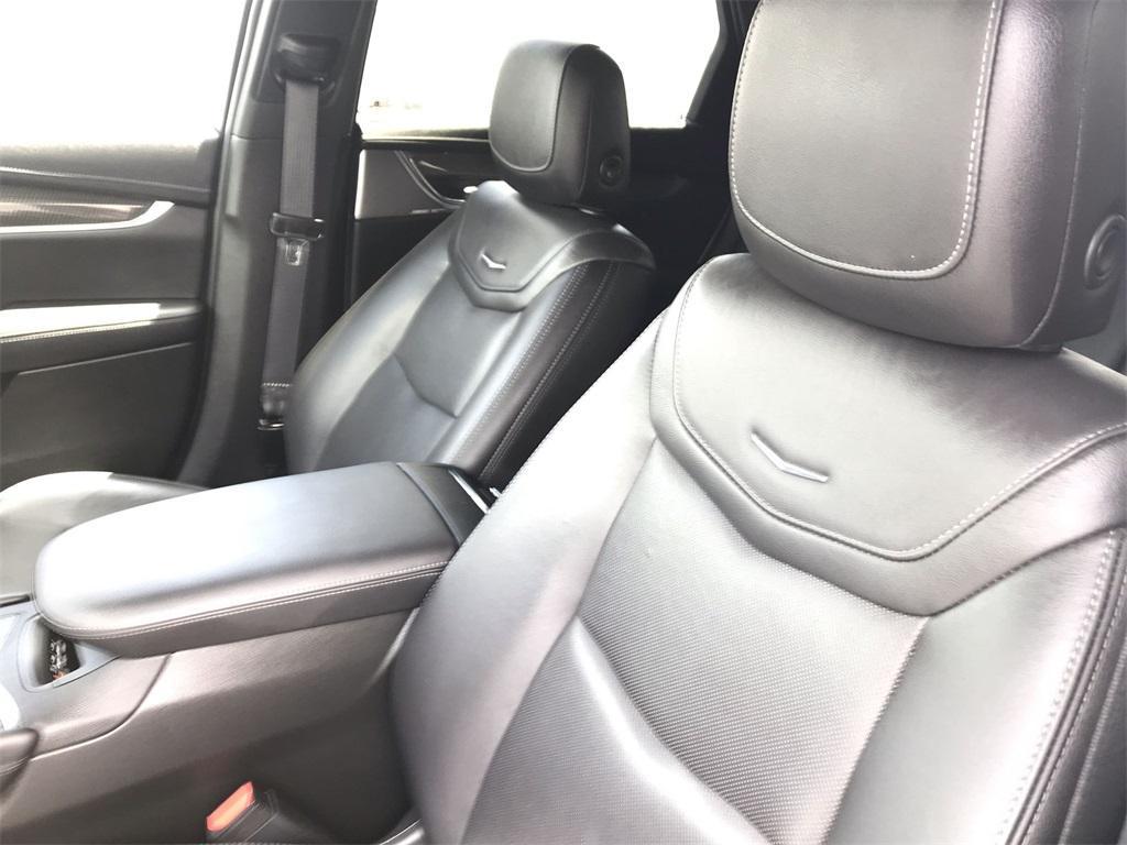 used 2021 Cadillac XT5 car, priced at $31,455