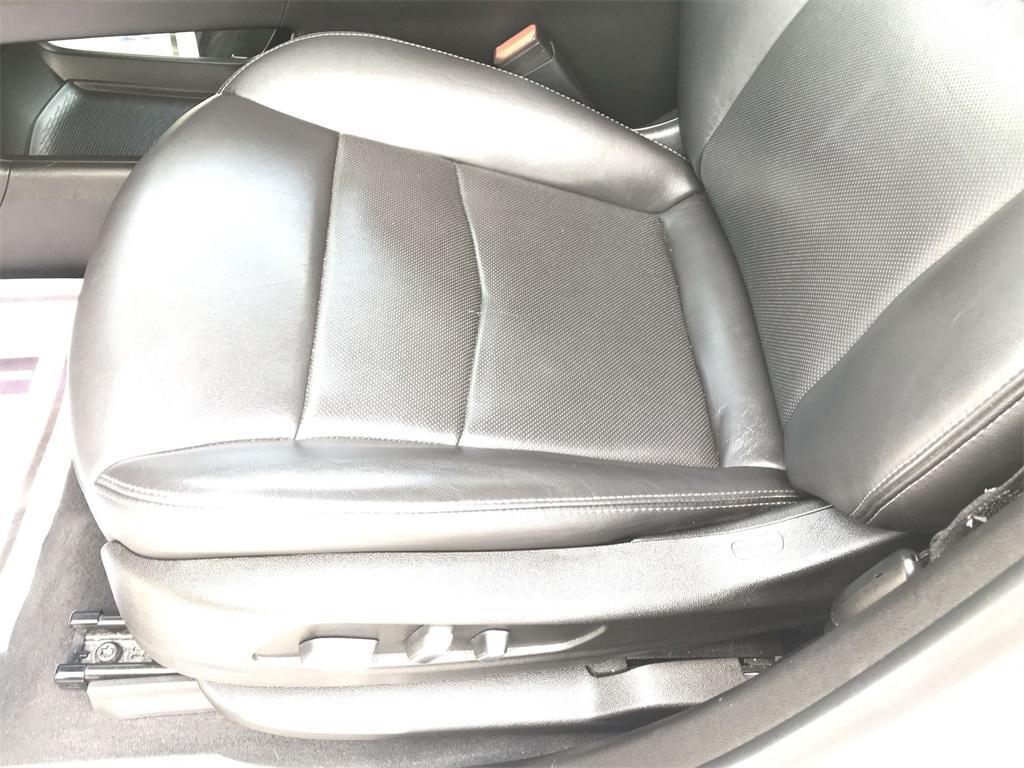 used 2021 Cadillac XT5 car, priced at $31,455